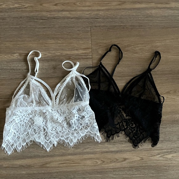 2 for 1 lingerie tops - Picture 1 of 4